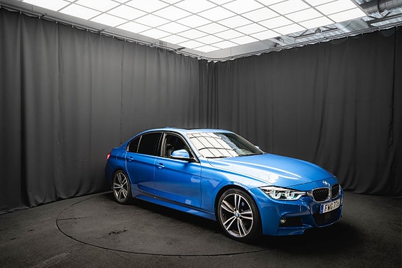 BMW 330e 5 of 25
