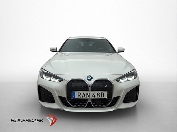 BMW i4 2 of 5