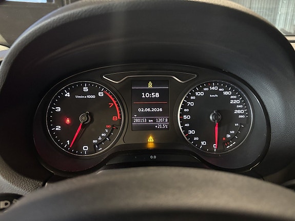 Audi A3 8 of 18
