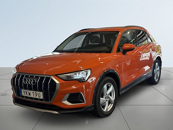 Audi Q3 16 of 18