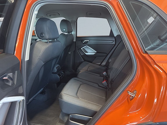 Audi Q3 13 of 18
