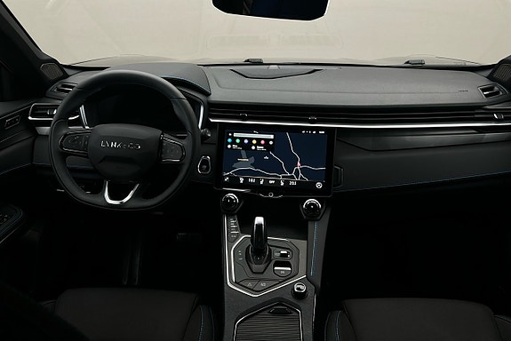 Lynk & Co 01 6 of 27