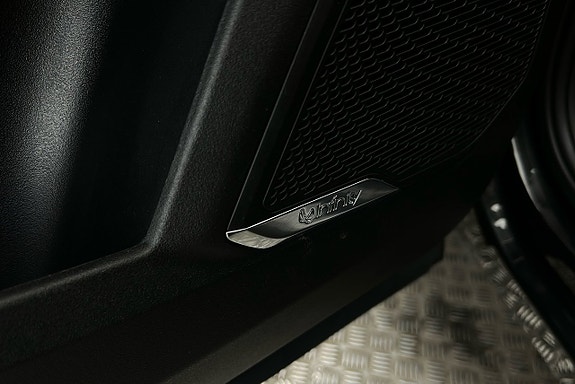 Lynk & Co 01 27 of 27