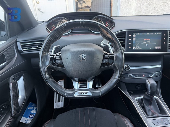 Peugeot 308 14 of 20