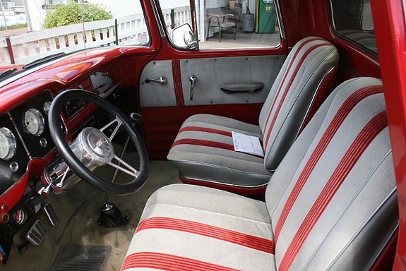GMC 100 Stepside 19 of 24