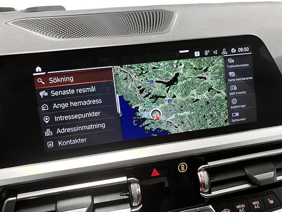 BMW 320i 13 of 17