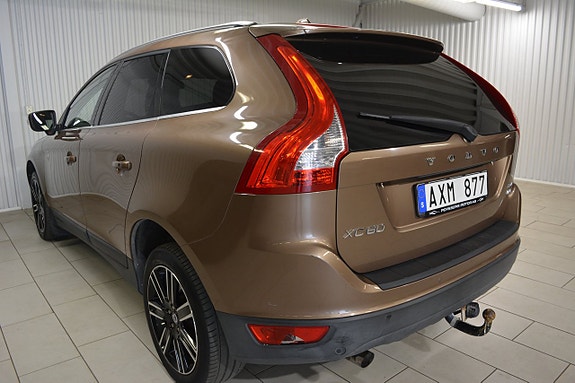 Volvo XC60 4 of 5
