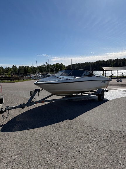 Bayliner 175 br bowrider 2 of 5