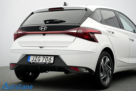 Hyundai i20 10 of 27