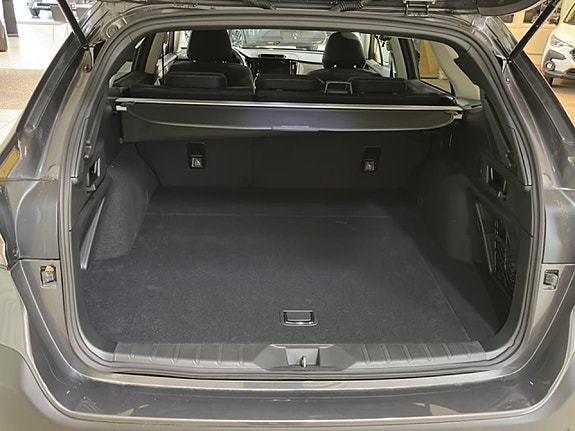 Subaru Outback 5 of 17