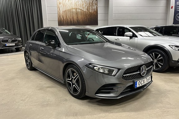 Mercedes-Benz A180 3 of 5