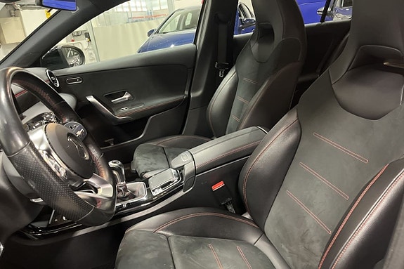 Mercedes-Benz A180 14 of 30