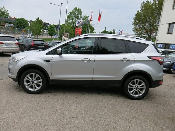Ford Kuga 2 of 5