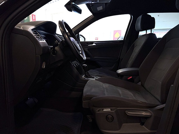 Volkswagen Tiguan Allspace 3 of 5
