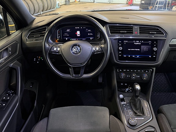 Volkswagen Tiguan Allspace 4 of 5