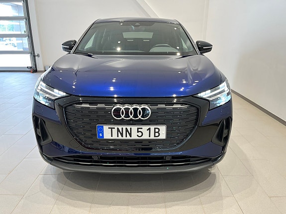 Audi Q4 Sportback e-tron 2 of 5