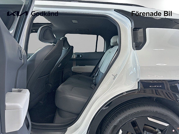 Kia EV3 14 of 14