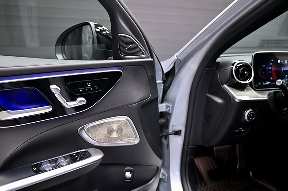 Mercedes-Benz C300 d 19 of 28