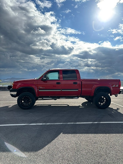 Chevrolet Silverado 2500 4 of 5