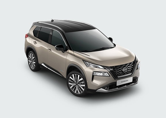 Nissan X-Trail 2 of 7