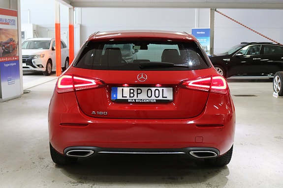 Mercedes-Benz A180 6 of 18
