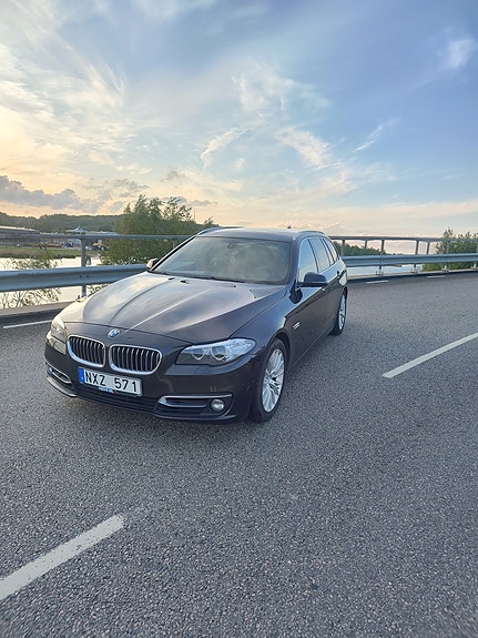 BMW 520d 2 of 5
