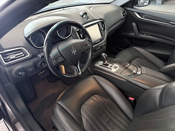 Maserati Ghibli 13 of 18