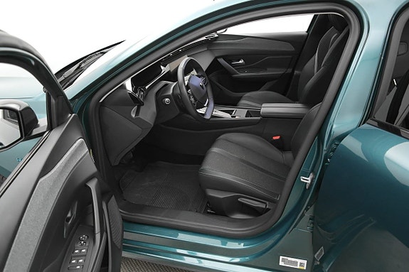 Peugeot 308 SW 18 of 21