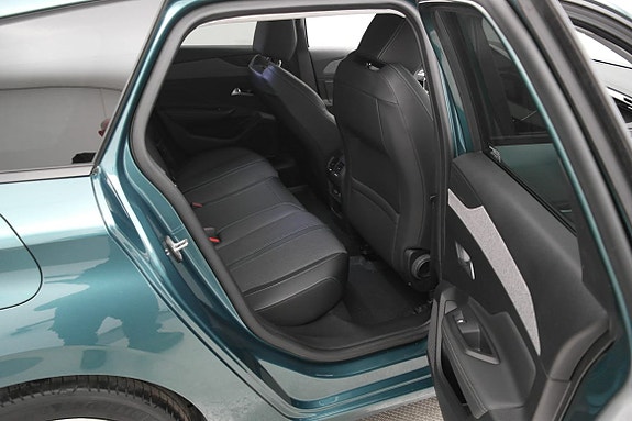 Peugeot 308 SW 19 of 21