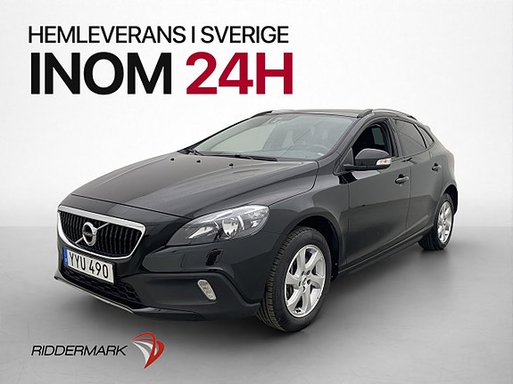 Volvo V40 Cross Country 3 of 5