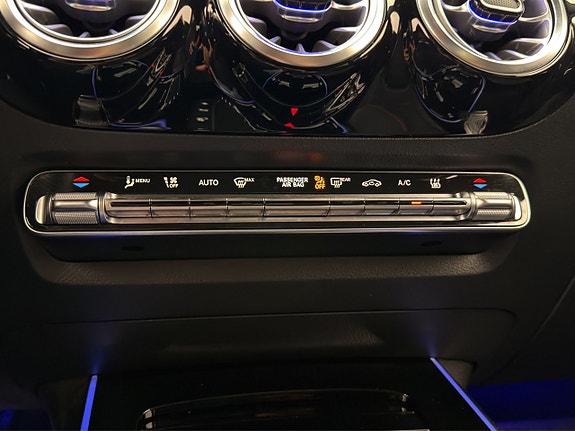Mercedes-Benz EQA250 24 of 30