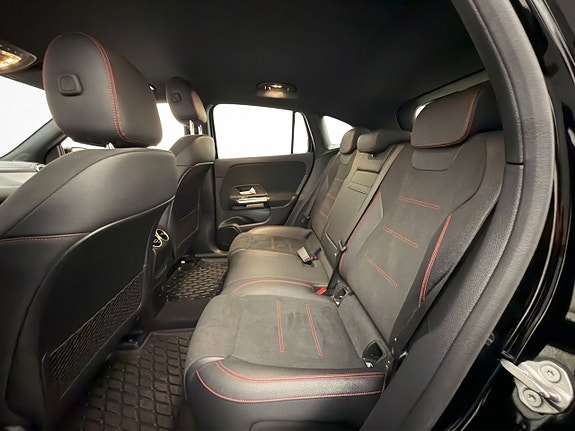 Mercedes-Benz EQA250 28 of 30
