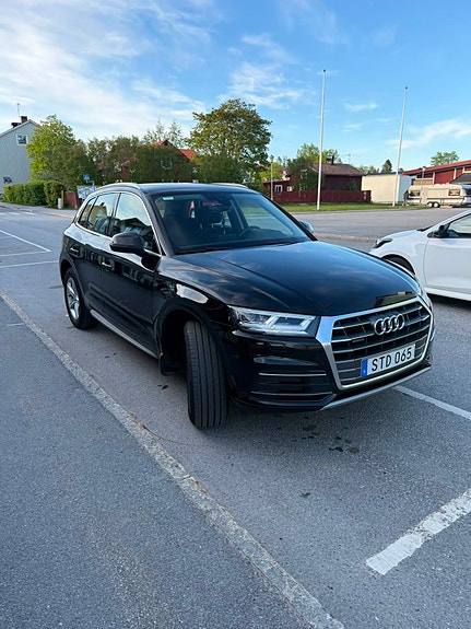 Audi Q5 3 of 5