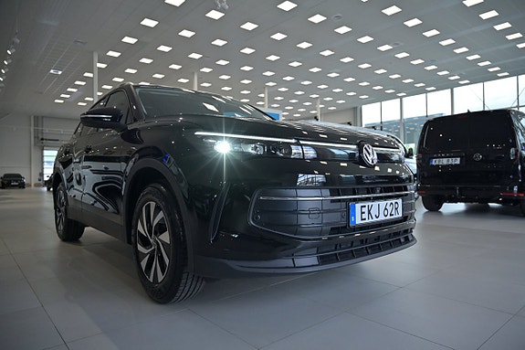 Volkswagen Tiguan 4 of 27