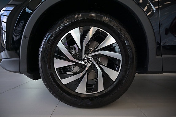 Volkswagen Tiguan 11 of 27