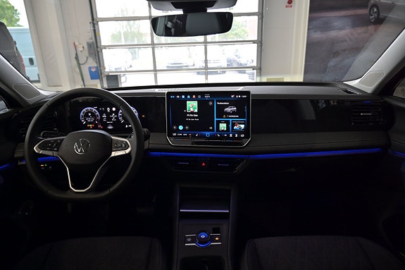 Volkswagen Tiguan 12 of 27