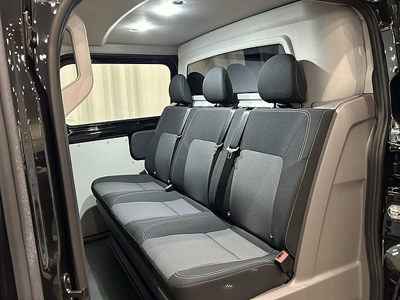 Volkswagen Transporter 7 of 13