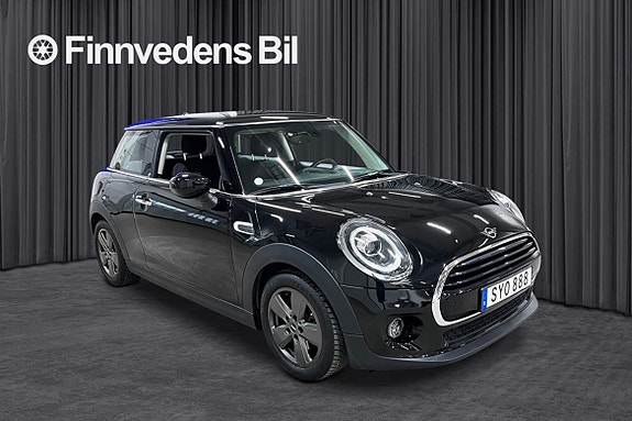 MINI Cooper 4 of 5