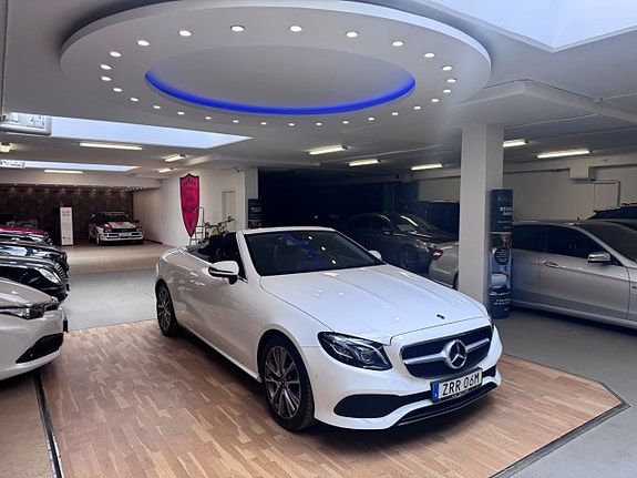 Mercedes-Benz E200