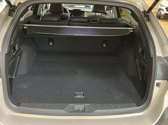 Subaru Outback 7 of 19