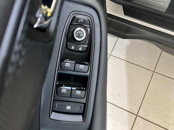 Subaru Outback 10 of 19