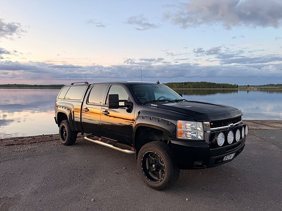 Chevrolet Silverado 2500 8 of 12