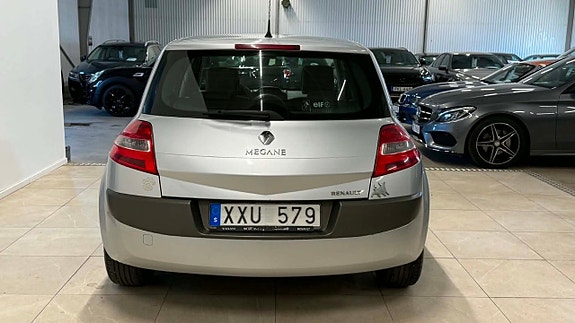 Renault Megane 5 of 15