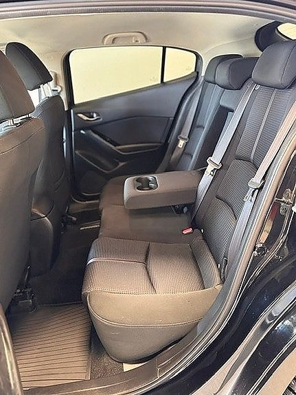 Mazda 3 13 of 17