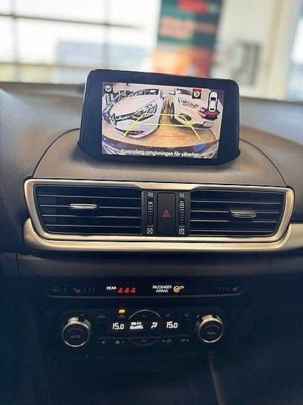 Mazda 3 8 of 17