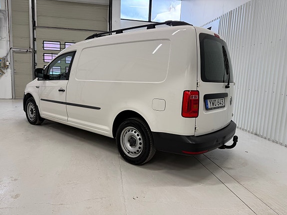 Volkswagen Caddy Maxi 3 of 5
