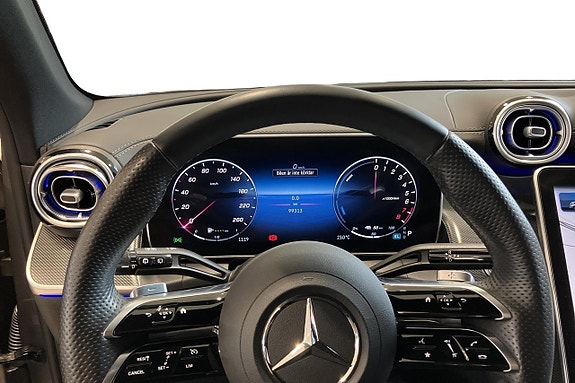 Mercedes-Benz GLC300 e 9 of 17