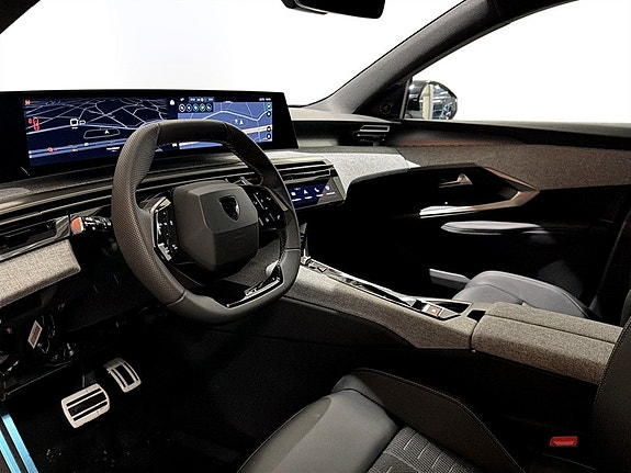 Peugeot e-3008 9 of 16