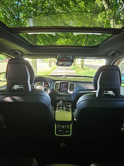 Volvo XC90 4 of 7
