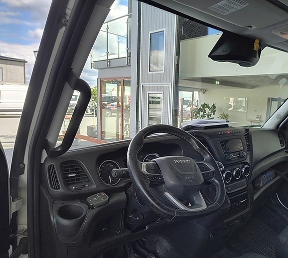 Iveco Daily 12 of 16